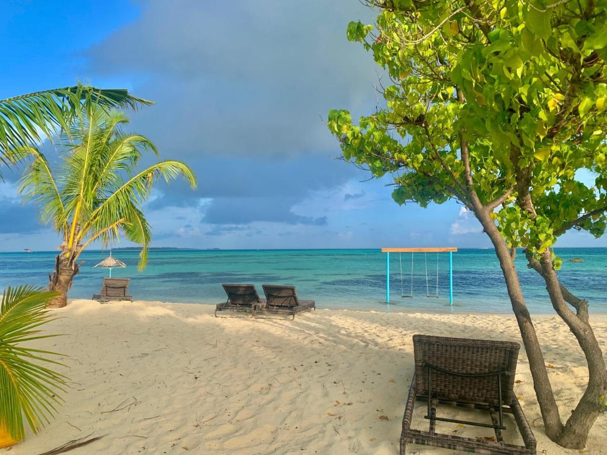 Koimala Hotel Maamigili Island Екстер'єр фото