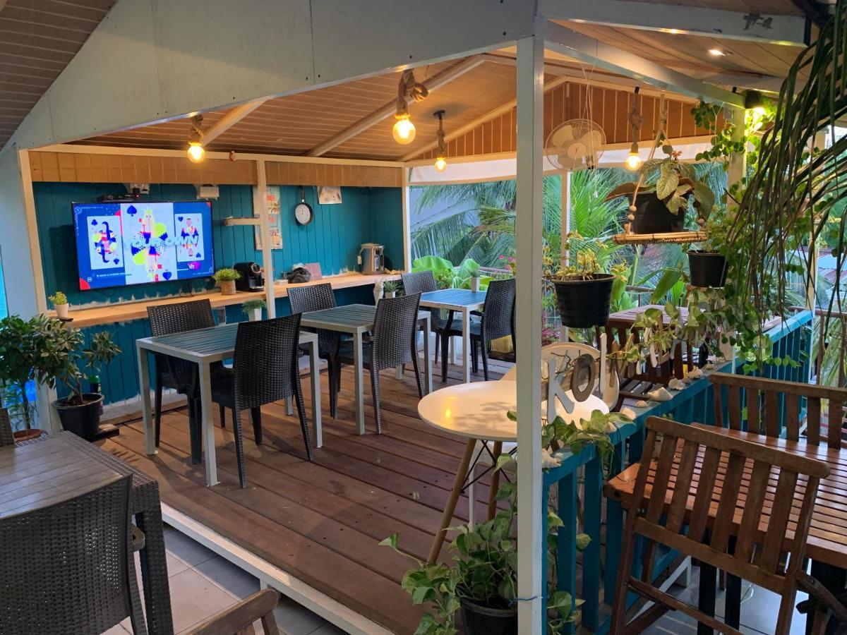 Koimala Hotel Maamigili Island Екстер'єр фото