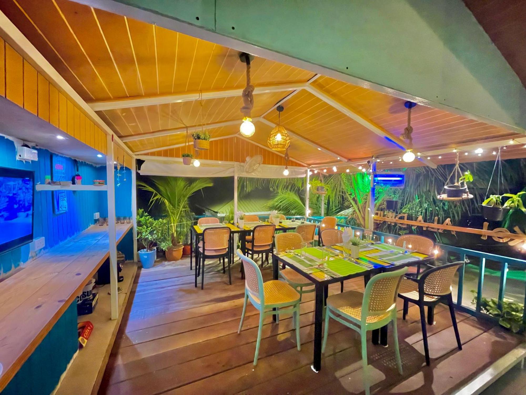 Koimala Hotel Maamigili Island Екстер'єр фото